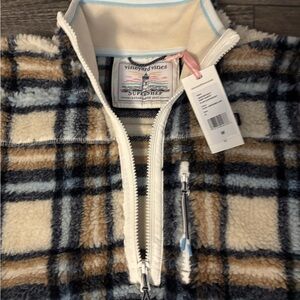 Women’s Vineyard Vines Super Shep Plaid Pullover Color:Tan/Cream/Navy Size:M NWT